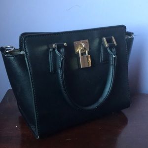 Angela Roi Sunday Mini